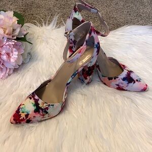 EUC floral heels